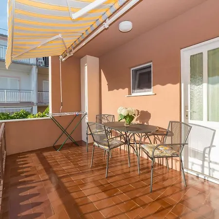 Maria Apartmán Vodice
