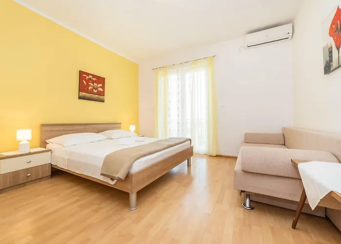 Maria アパート ヴォディツェ